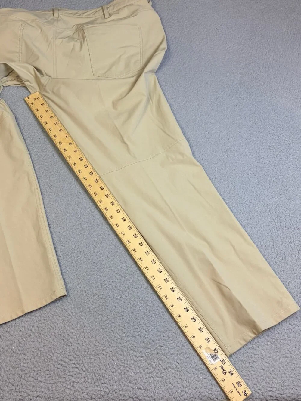 Lululemon Commission Pants Mens 44x33 Beige Performance Chino Stretch Pockets